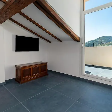 Roof 211 Apartamento *