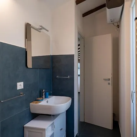 Roof 211 * La Spezia