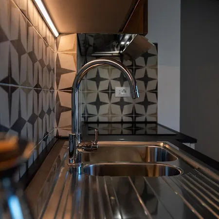 公寓 Roof 211 斯培西亚